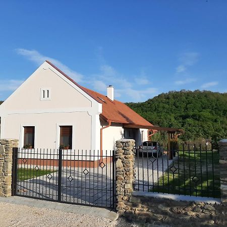 Kata Borhaz Vendeghaz Villa Kapolcs Buitenkant foto